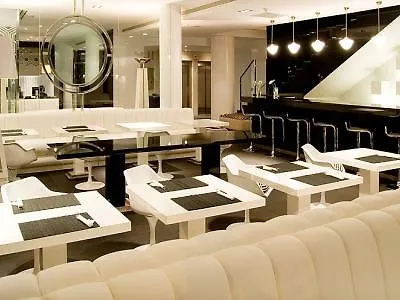Hotel Mariposa